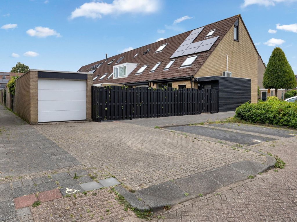 Buitenhof 23, Oostvoorne