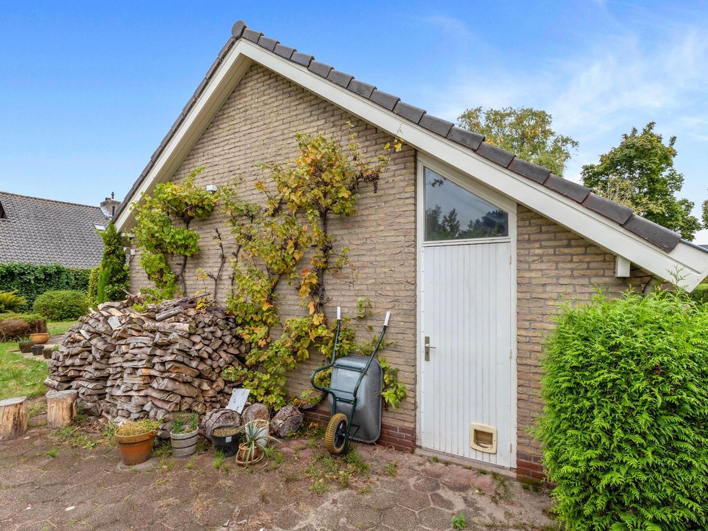 Meeuwenlaan 9, Oostvoorne