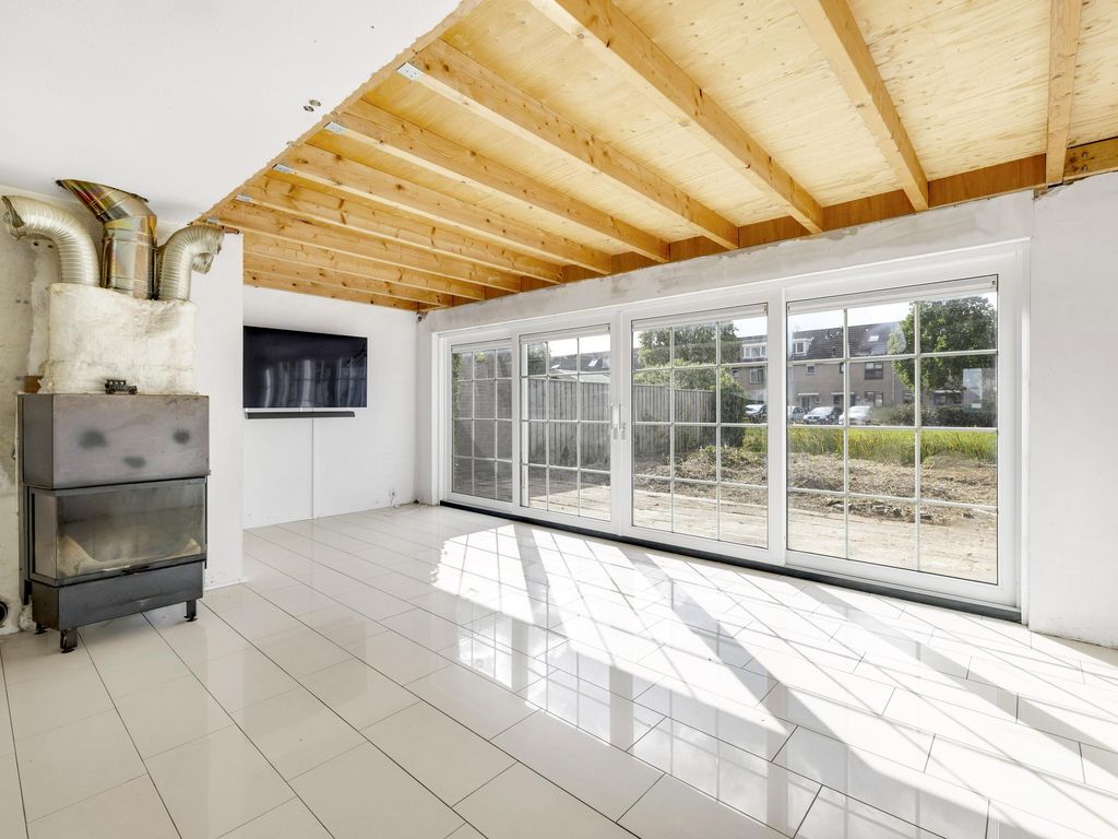 Kruisbooglaan 12, Oostvoorne