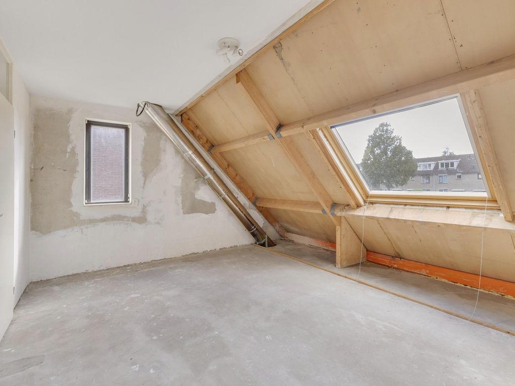 Kruisbooglaan 12, Oostvoorne