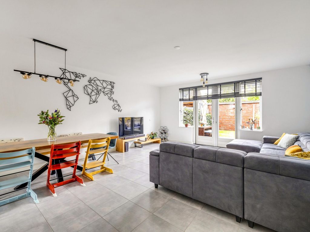 Baljuw 12, Brielle