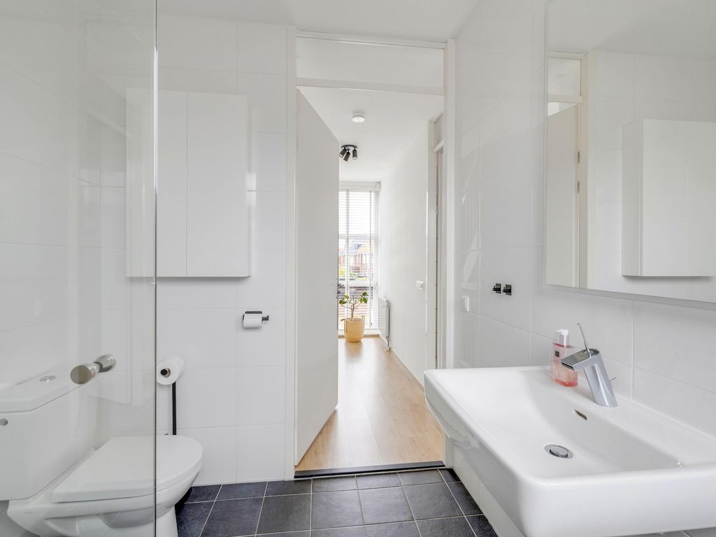 Baljuw 12, Brielle
