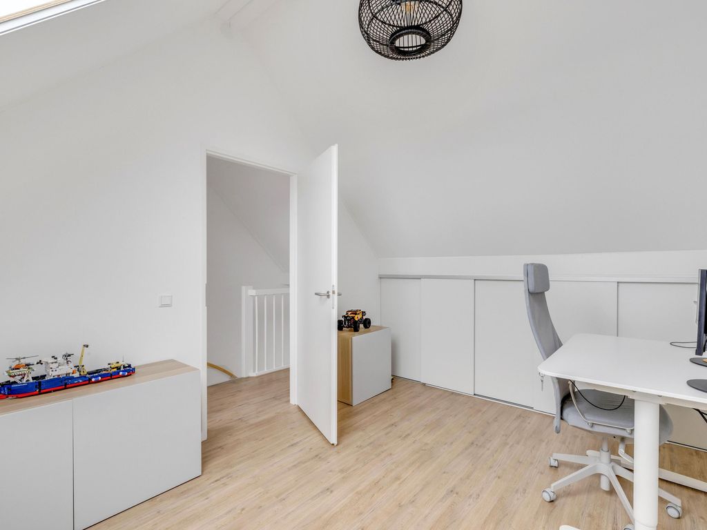 Baljuw 12, Brielle