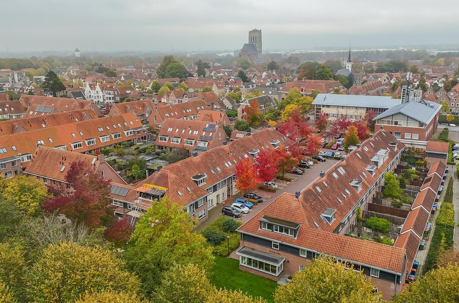 Warmoezenierstraat 23