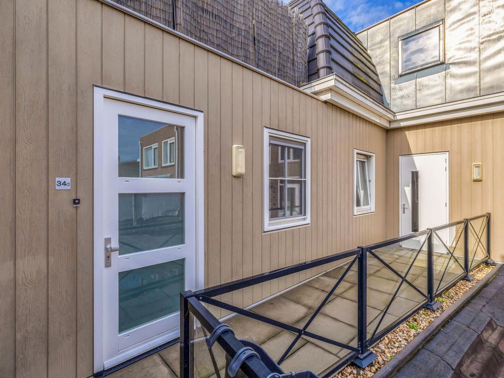 Raadhuislaan 34d, Rockanje