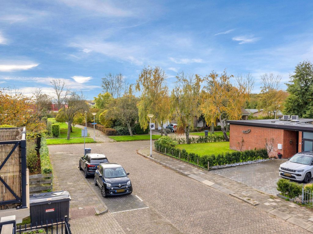 Raadhuislaan 34d, Rockanje