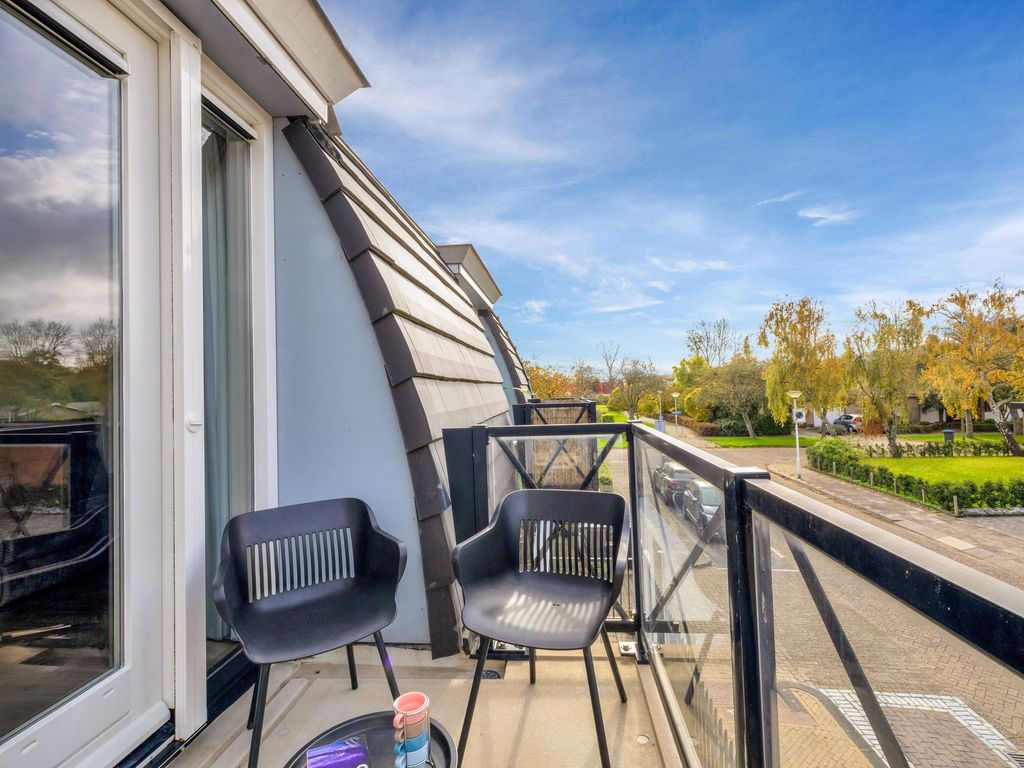 Raadhuislaan 34d, Rockanje