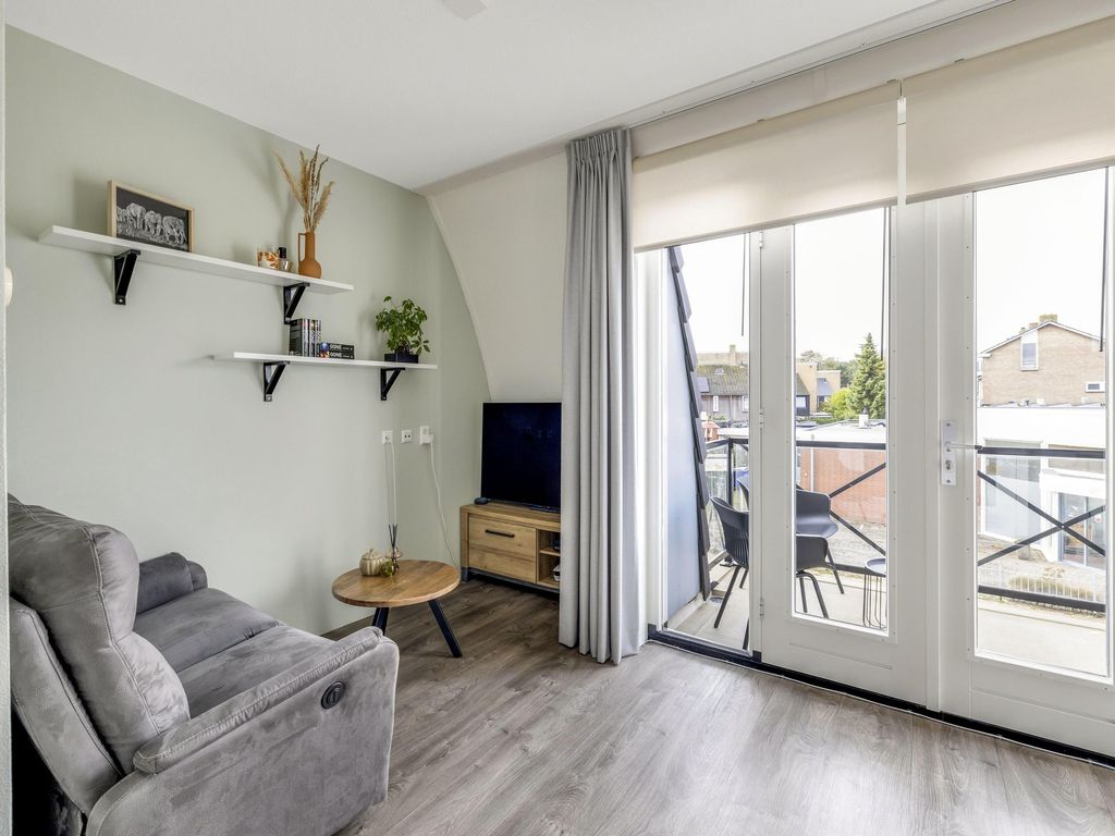 Raadhuislaan 34d, Rockanje