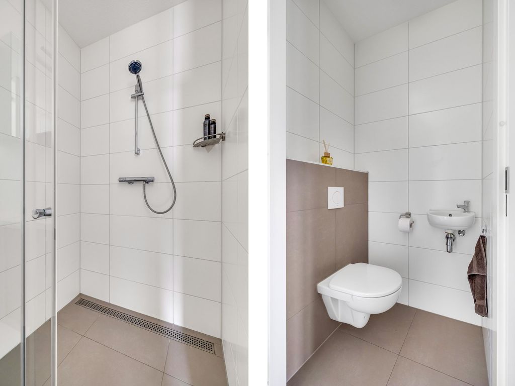 Raadhuislaan 34d, Rockanje