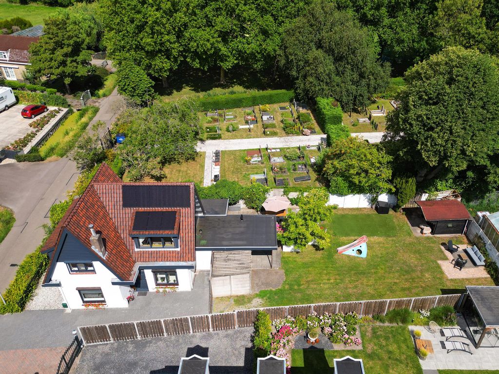 Kloosterweg 35, Brielle