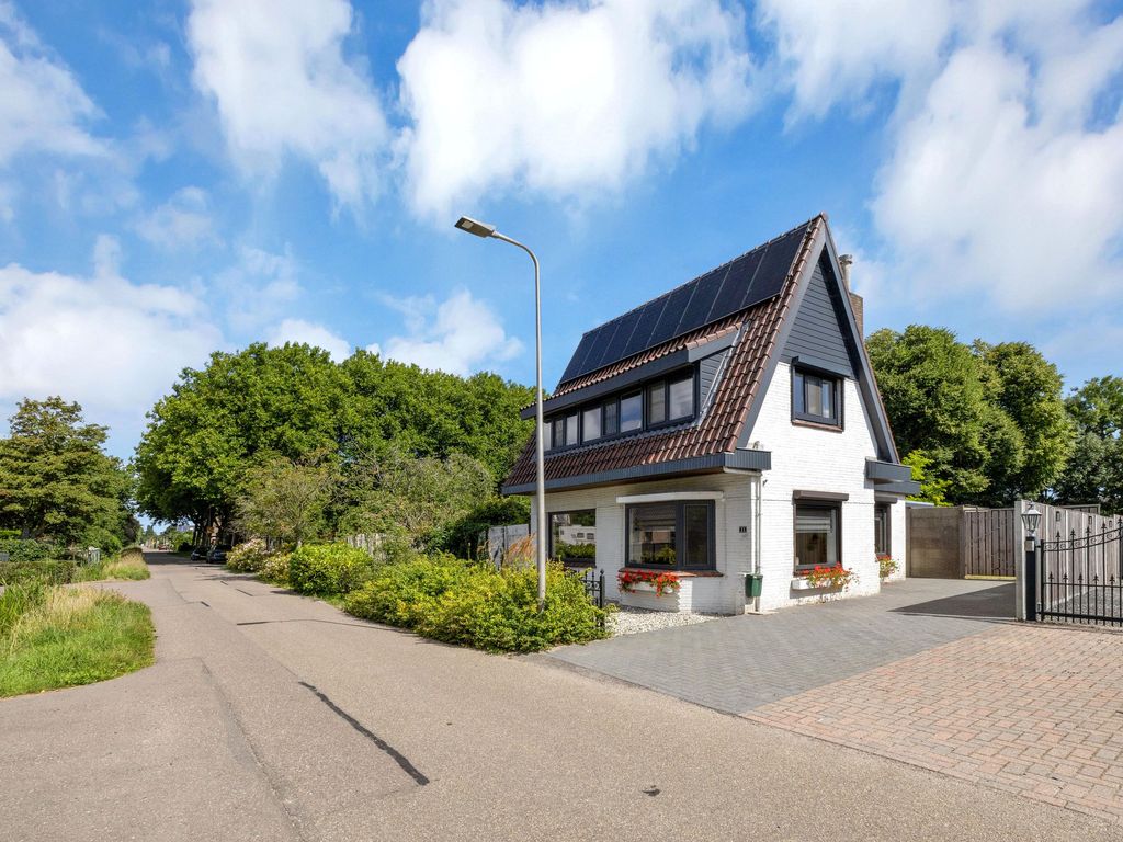 Kloosterweg 35, Brielle