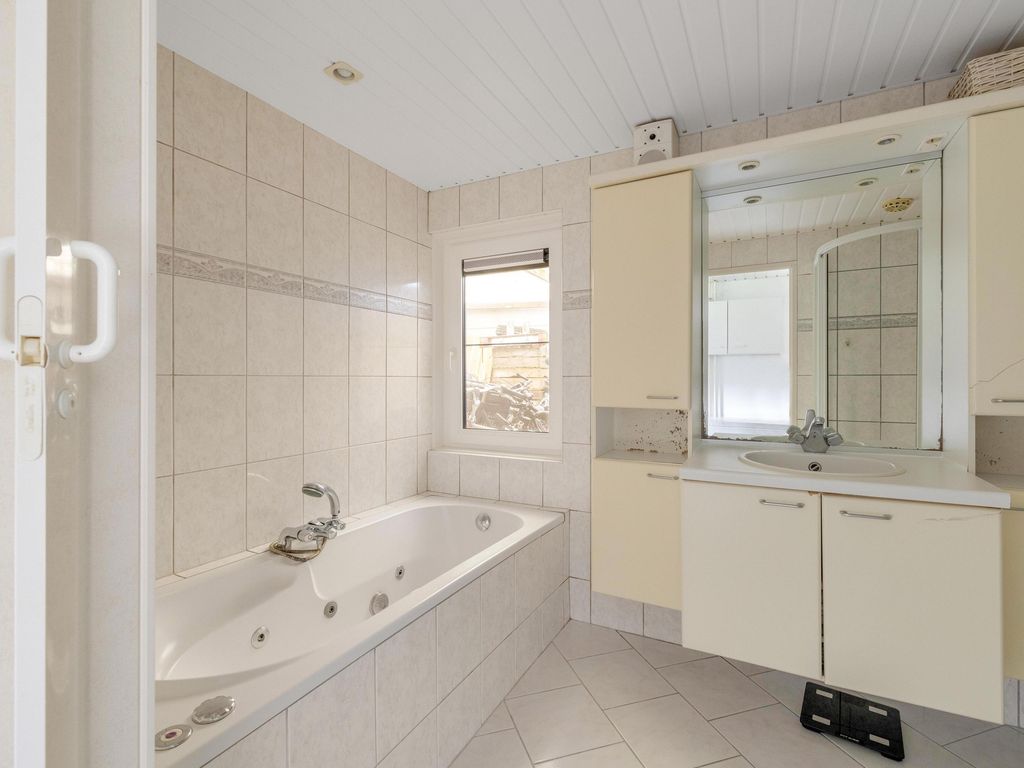 Kloosterweg 35, Brielle