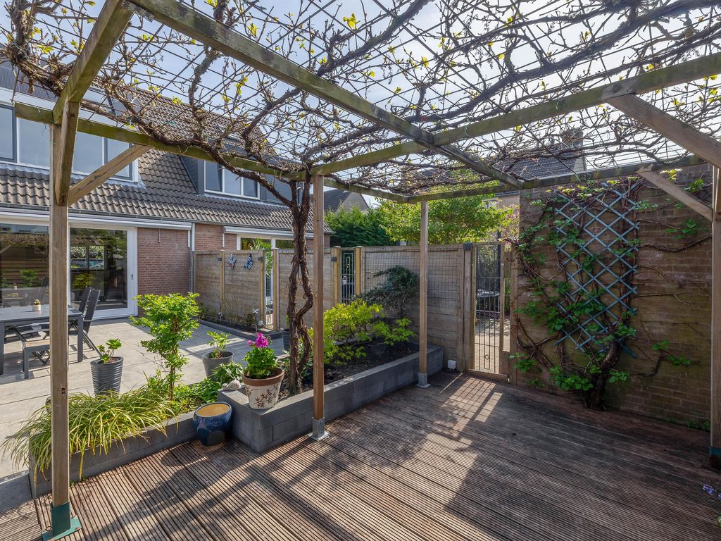 Jacob van Heemskerkstr 18, Hellevoetsluis