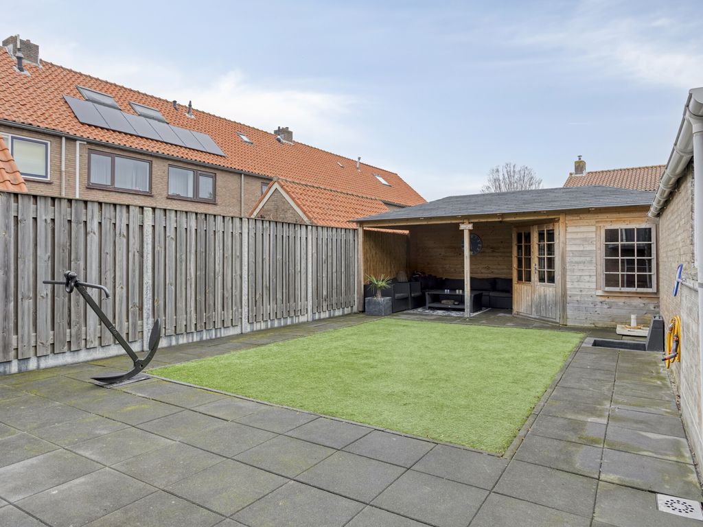 Piet Heinstraat 7, ROZENBURG