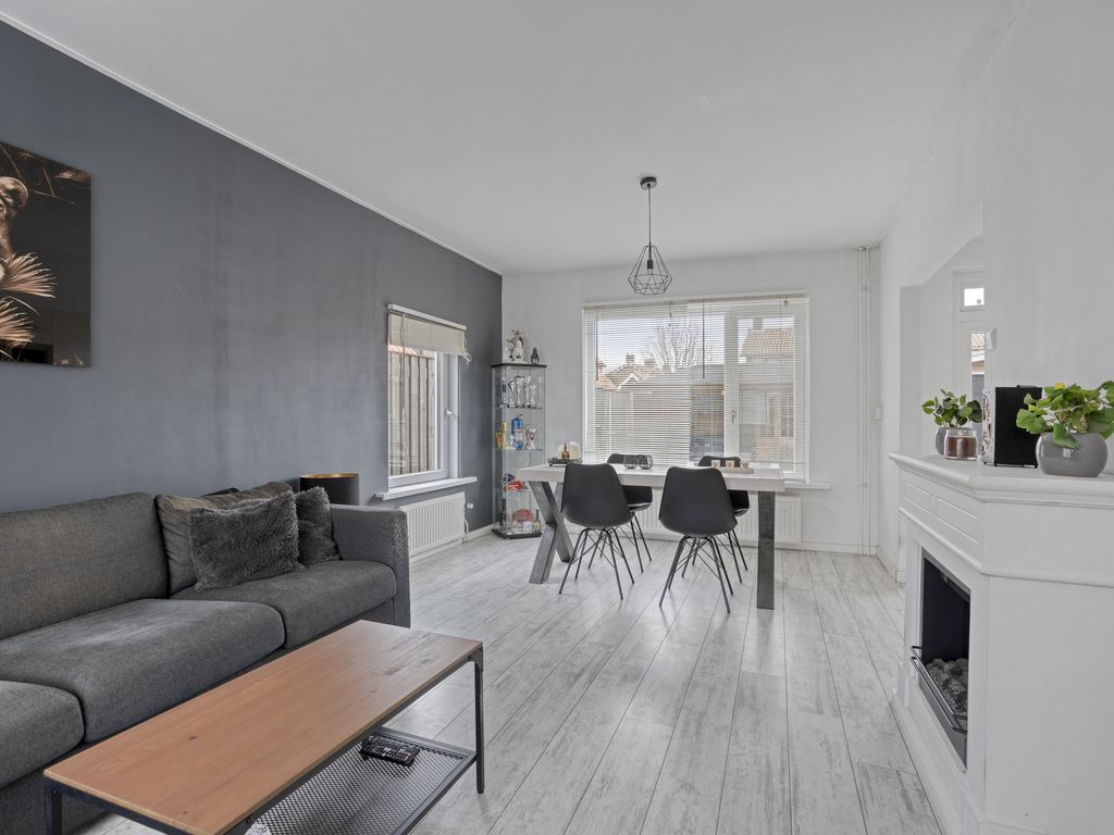 Piet Heinstraat 7, ROZENBURG