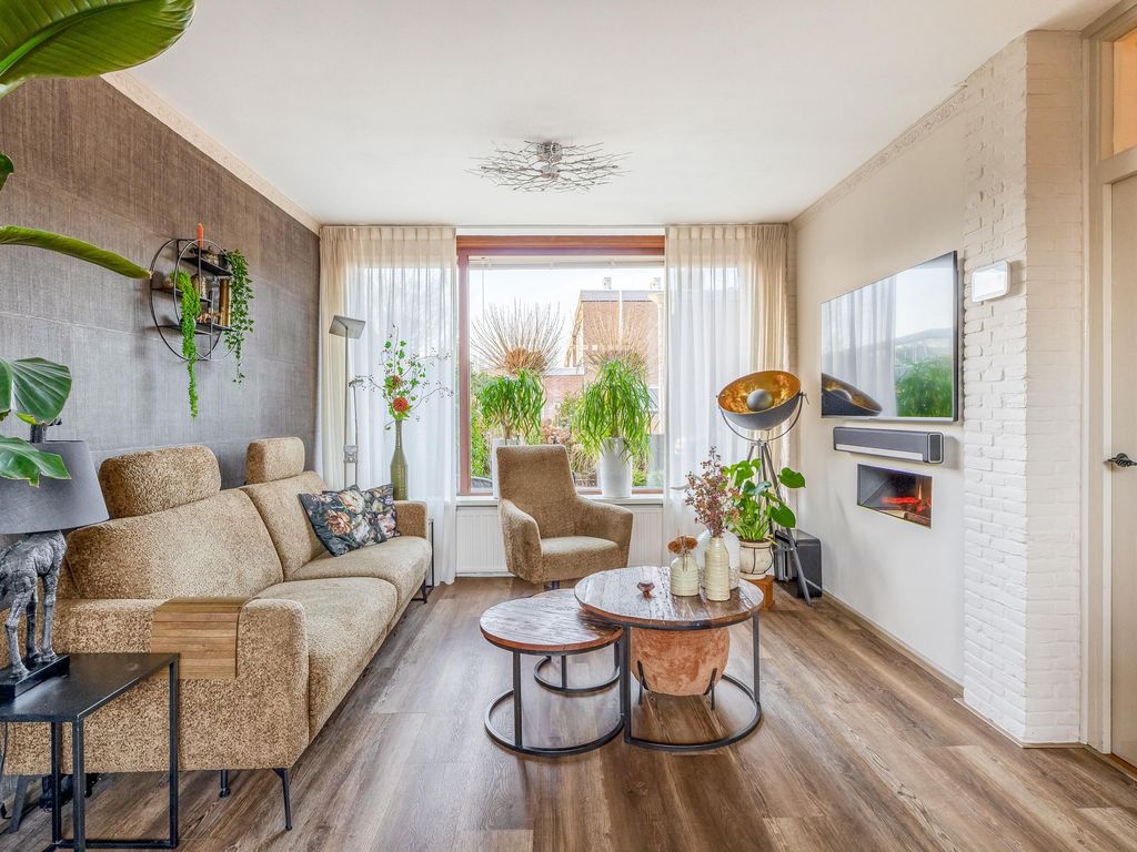 Ds Th Rijckewaerdstraat 25, BRIELLE