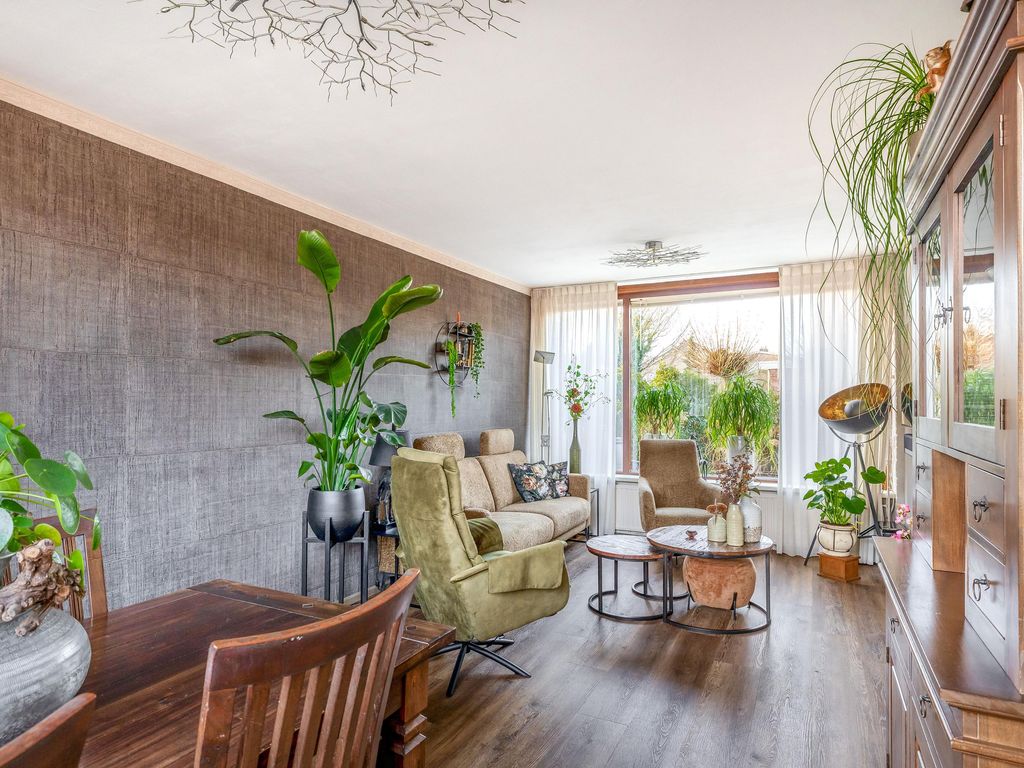 Ds Th Rijckewaerdstraat 25, BRIELLE