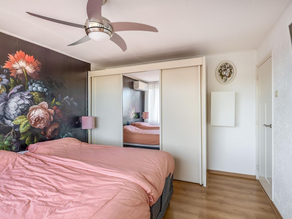 Ds Th Rijckewaerdstraat 25, BRIELLE