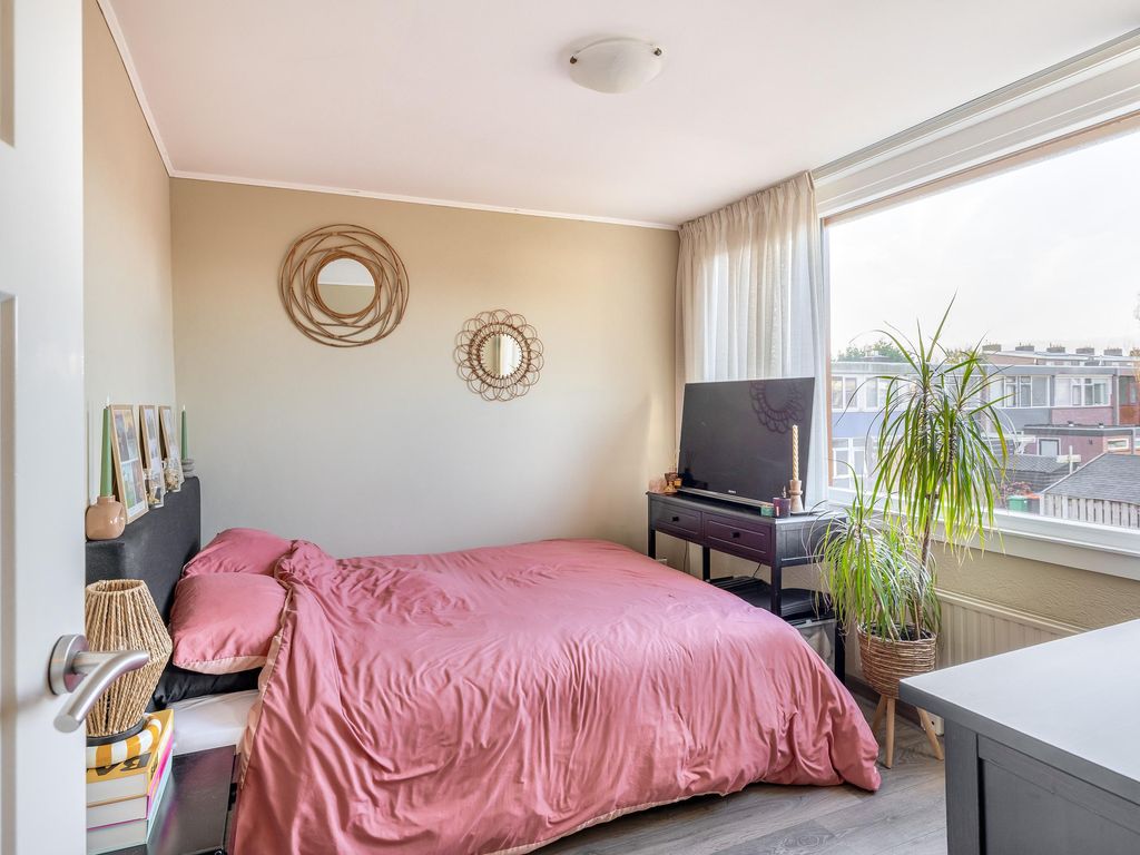 Ds Th Rijckewaerdstraat 25, BRIELLE