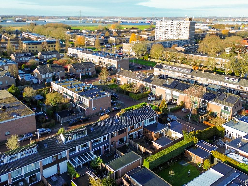 Ds Th Rijckewaerdstraat 25, BRIELLE