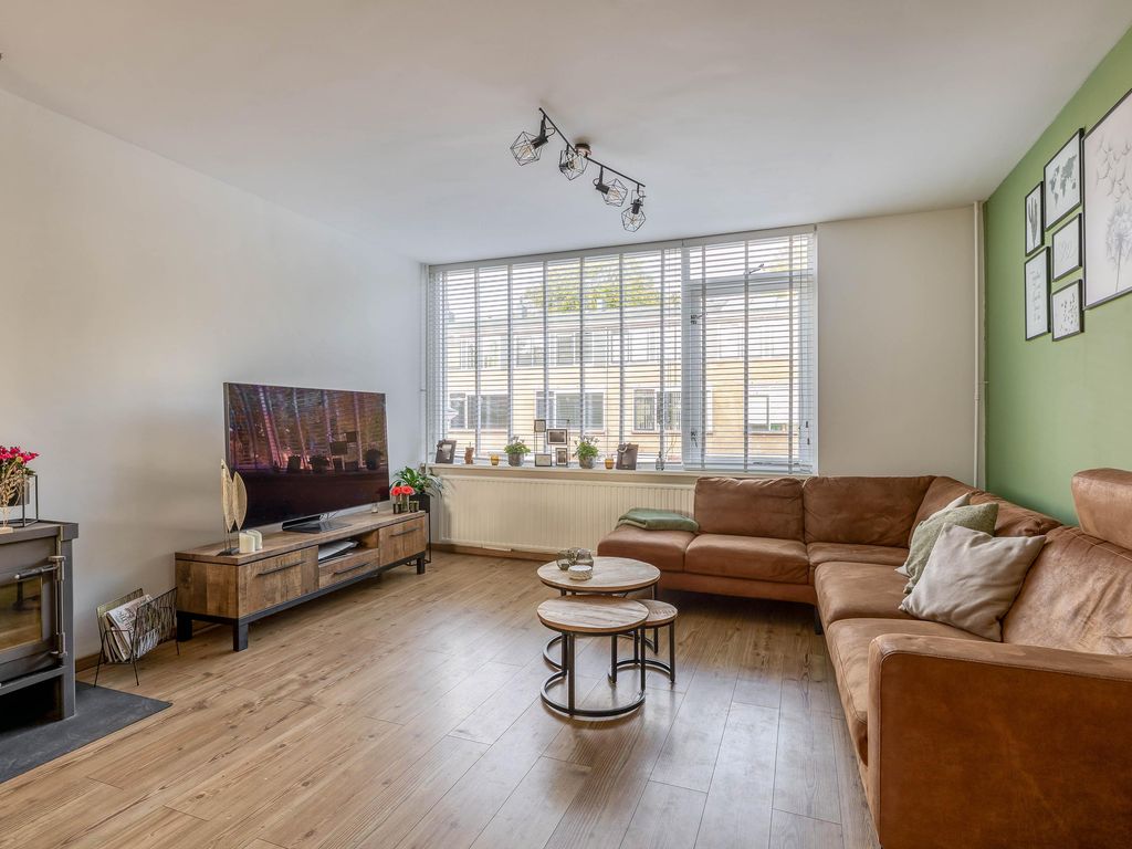 Brigantijn 102, Brielle