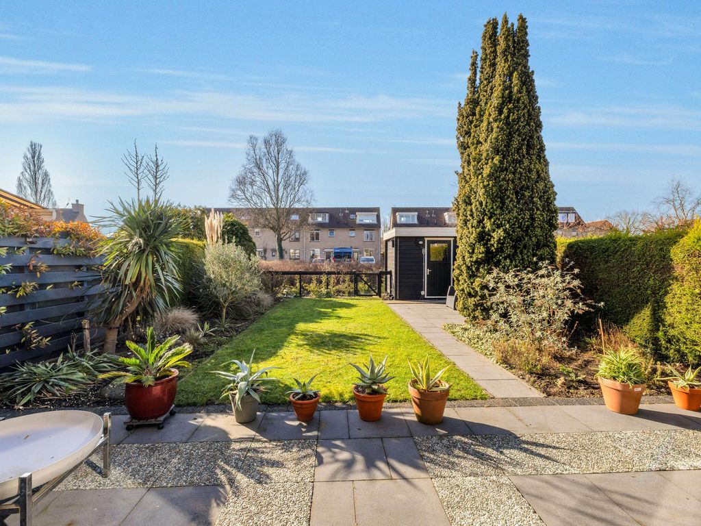 Kruisbooglaan 22, Oostvoorne