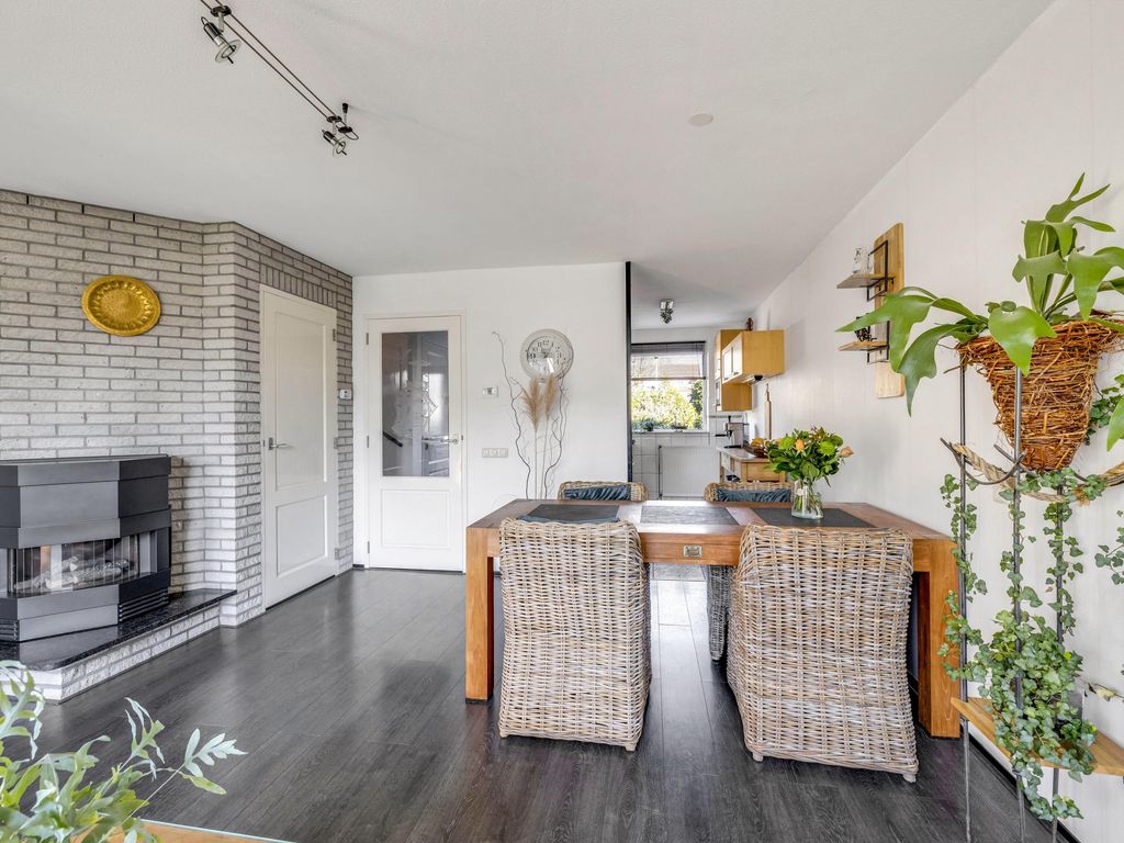 Kruisbooglaan 22, Oostvoorne