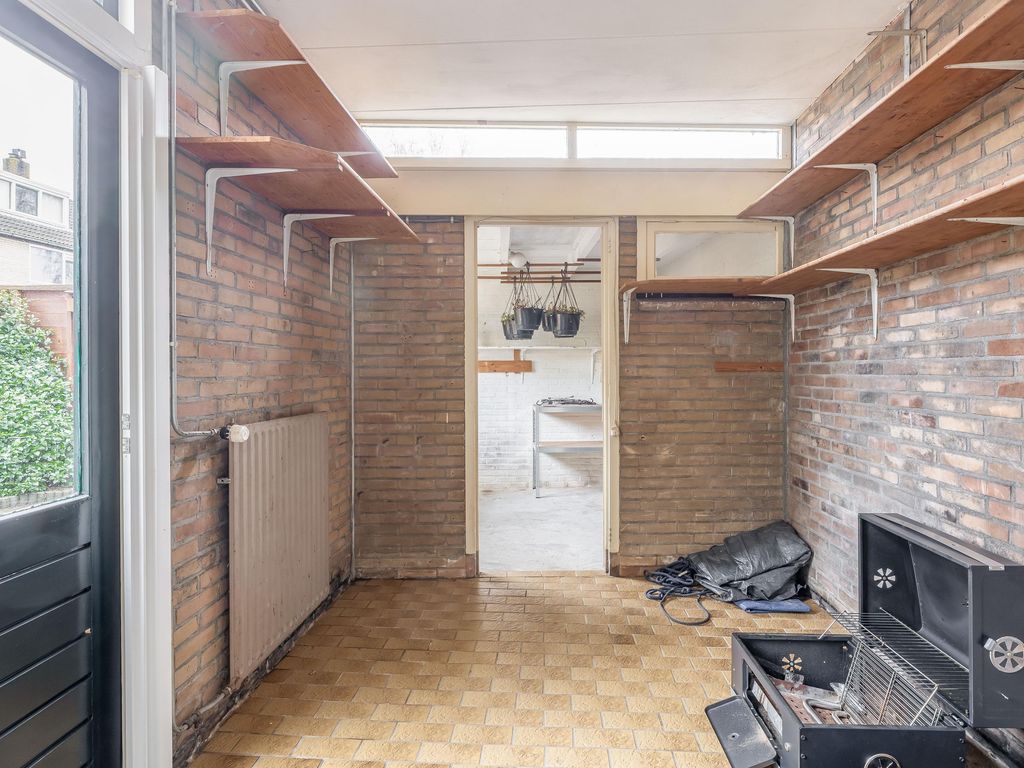 Julianalaan 28, Zwartewaal