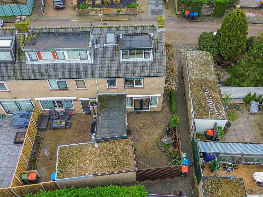 Julianalaan 28, Zwartewaal