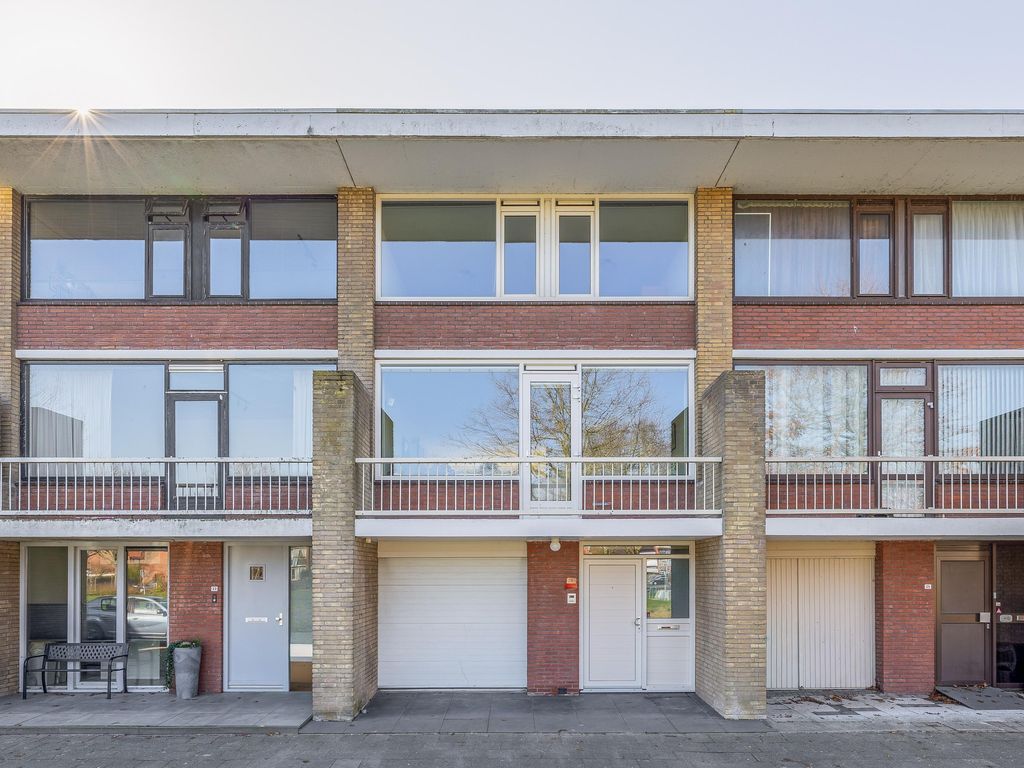 Frank van Borselenstraat 24, Brielle