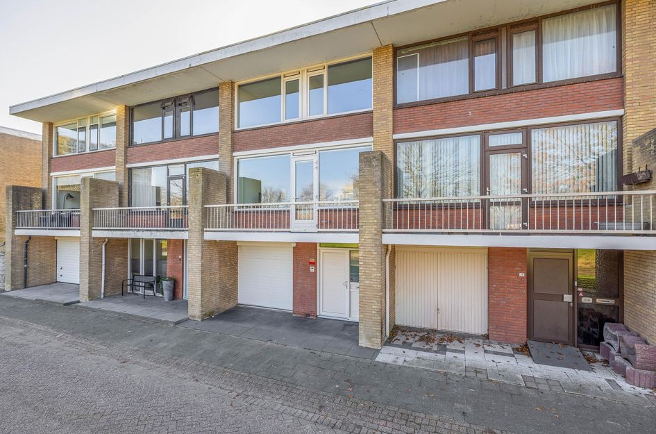 Frank van Borselenstraat 24