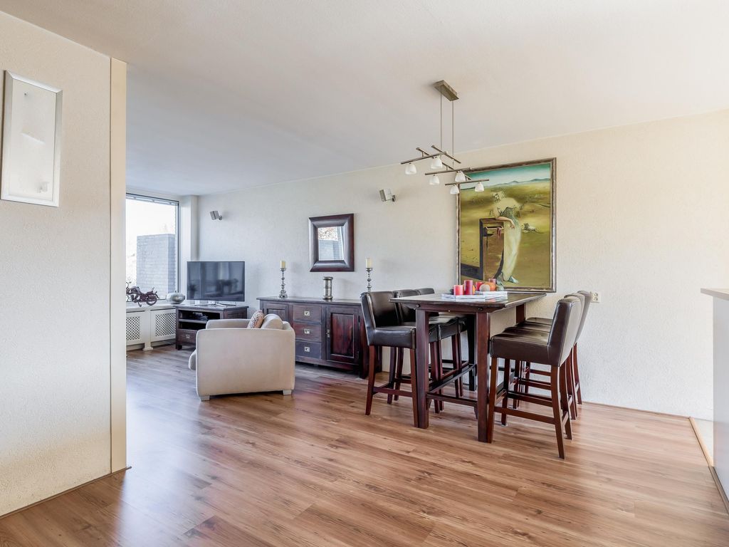 Frank van Borselenstraat 24, Brielle