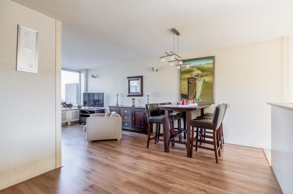 Frank van Borselenstraat 24