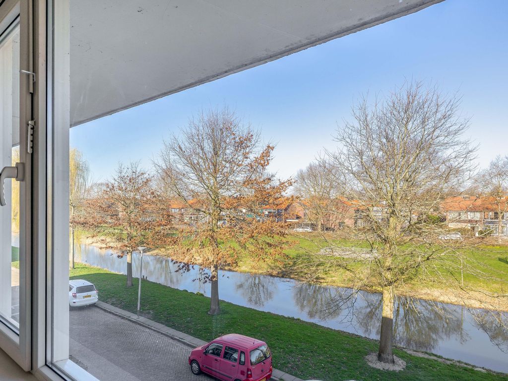 Frank van Borselenstraat 24, Brielle