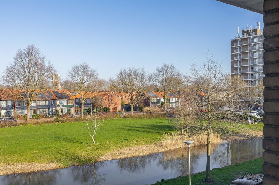 Frank van Borselenstraat 24