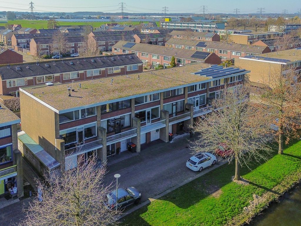 Frank van Borselenstraat 24, Brielle