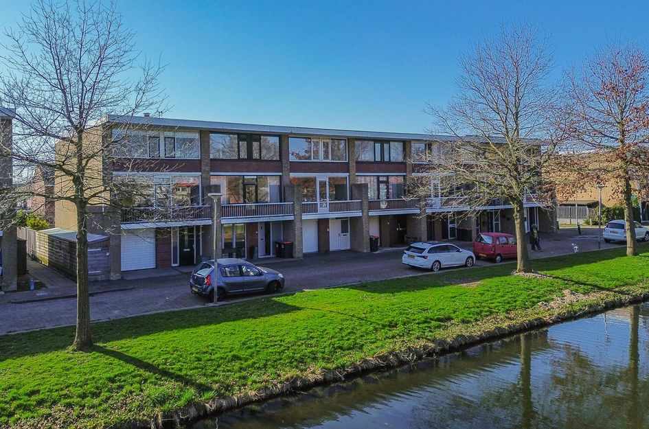 Frank van Borselenstraat 24