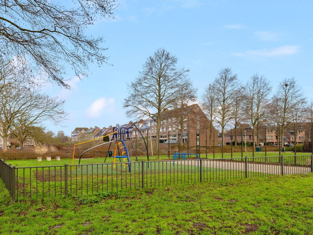 Brielse Rak 13, Brielle