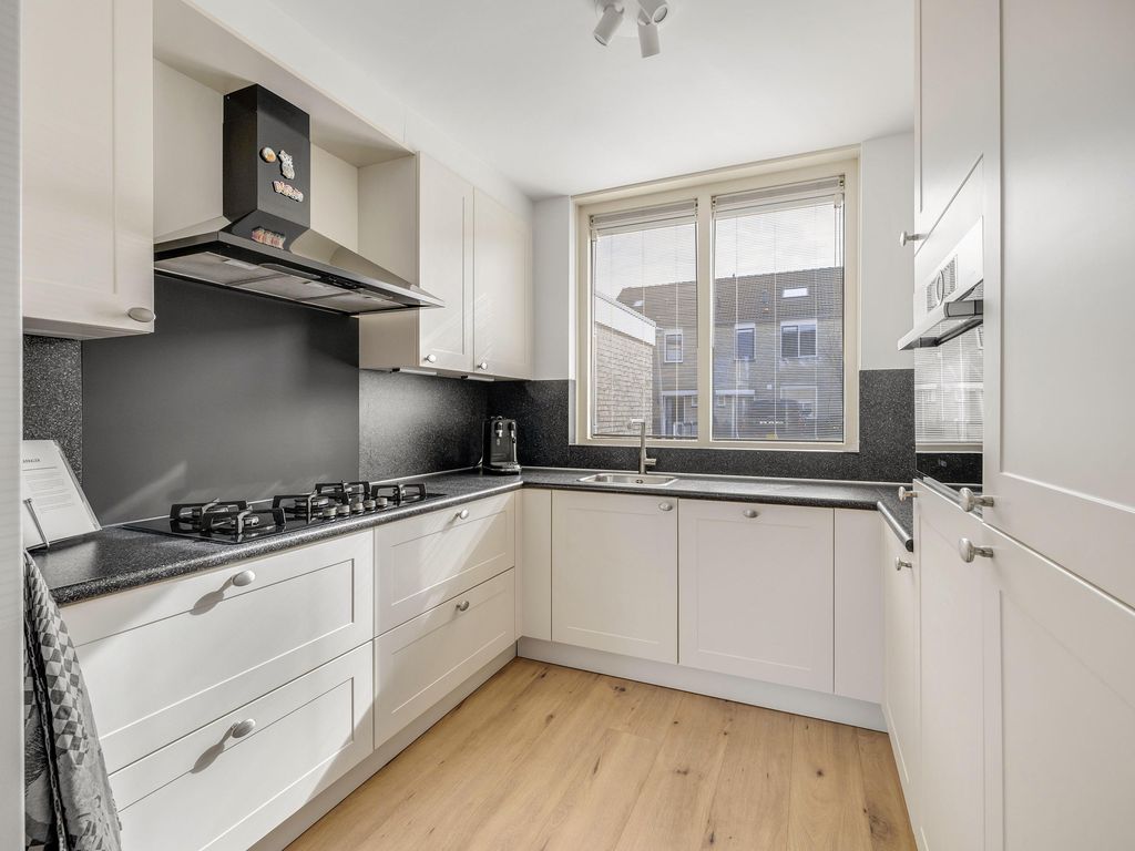 Brielse Rak 13, Brielle