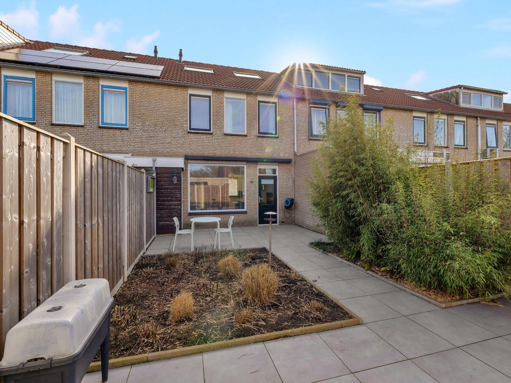 Brielse Rak 13, Brielle