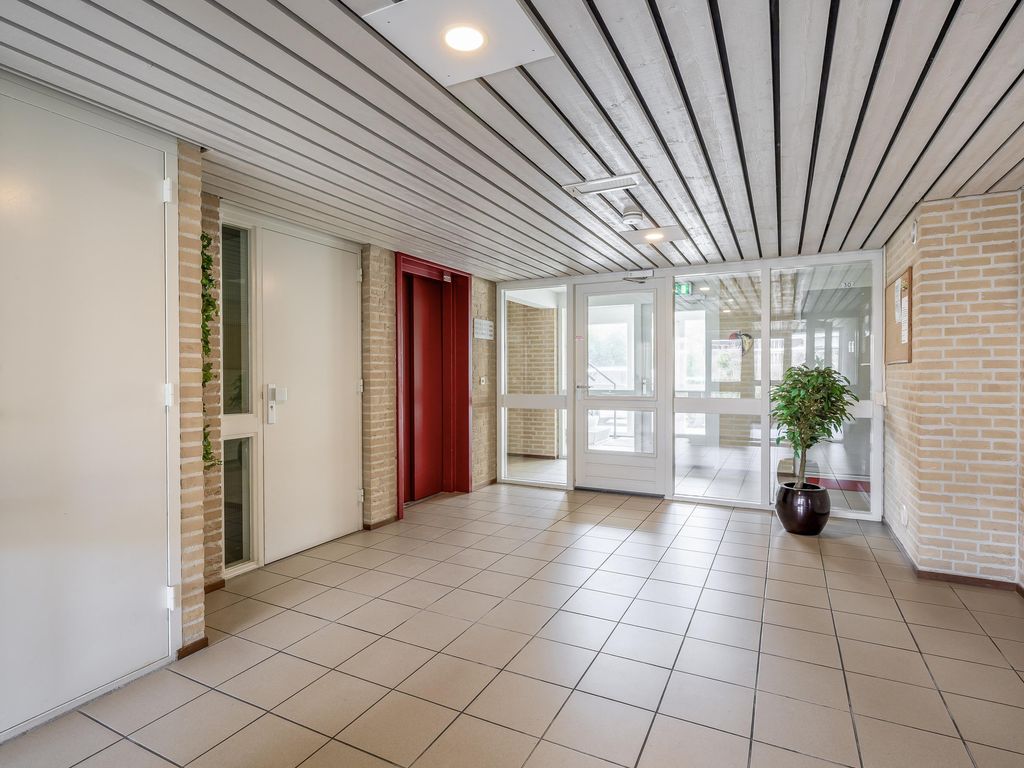 Krammer 32a, Brielle