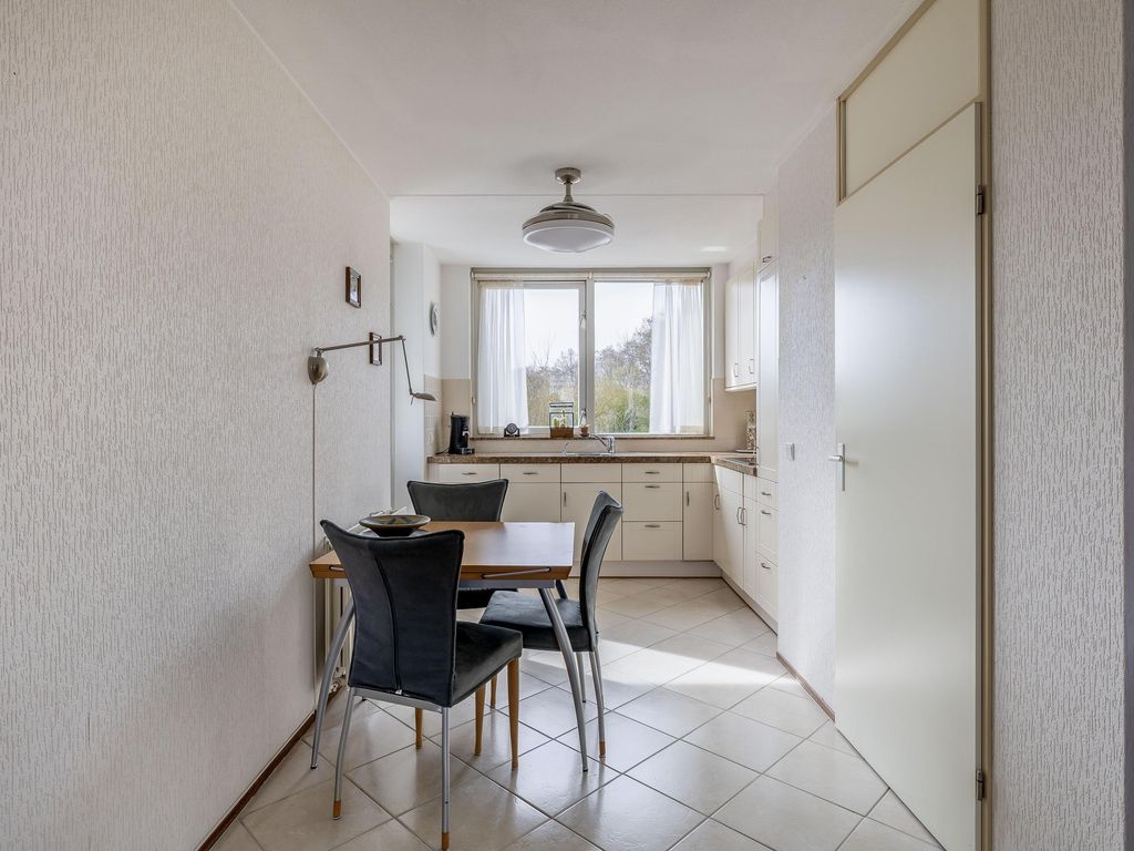 Krammer 32a, Brielle