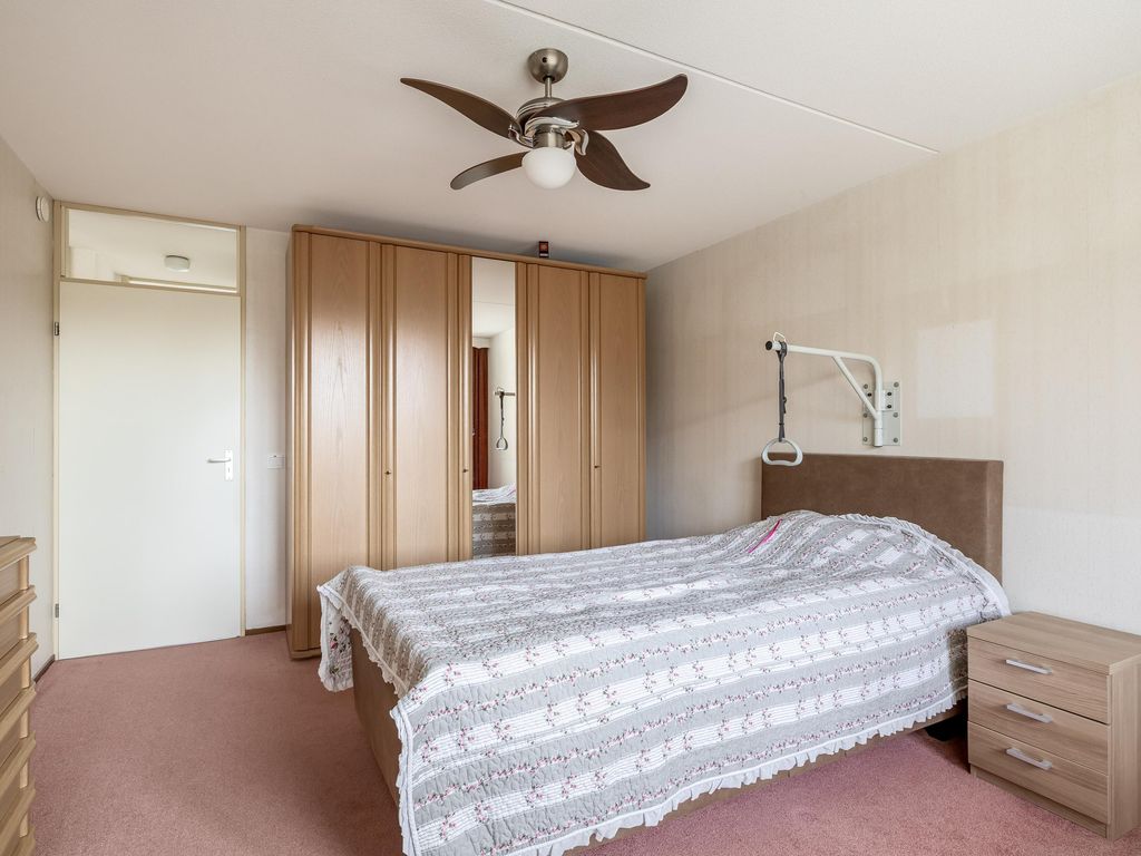 Krammer 32a, Brielle