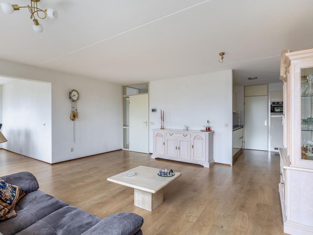 Krammer 32c, Brielle