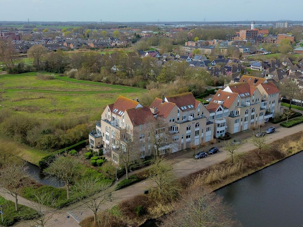 Krammer 32c, Brielle