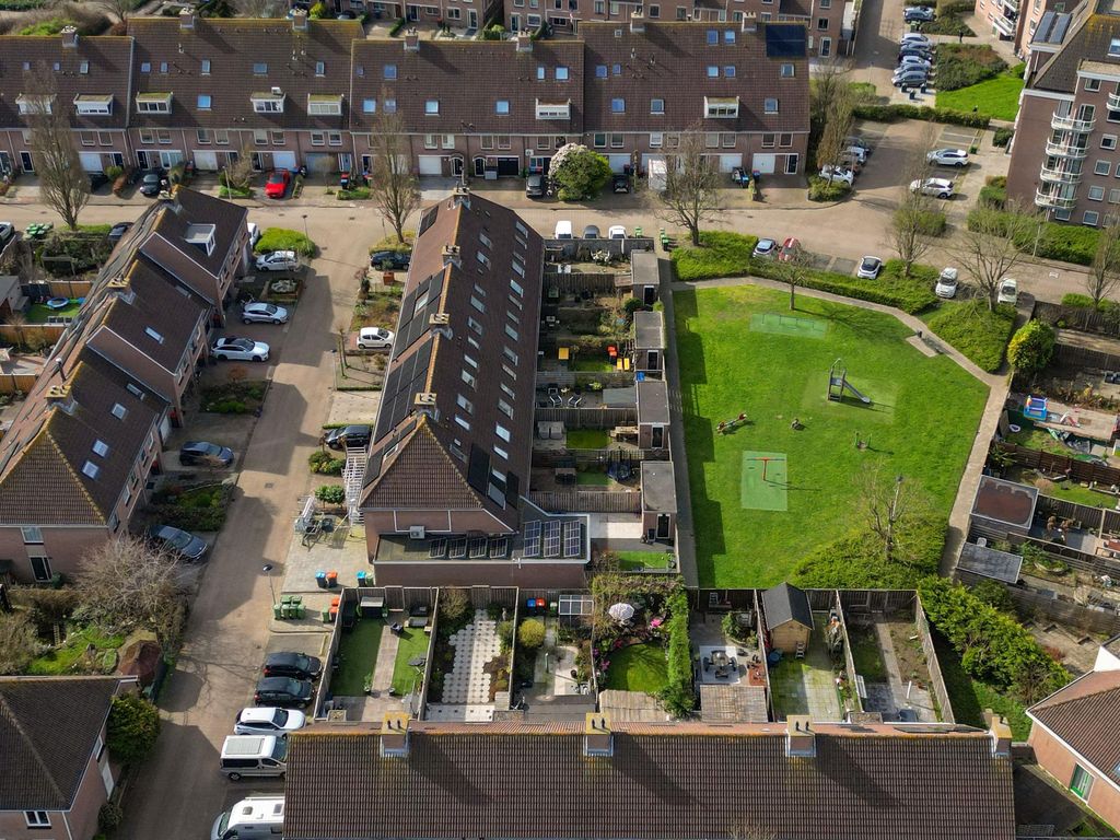 Sparregat 8, Brielle