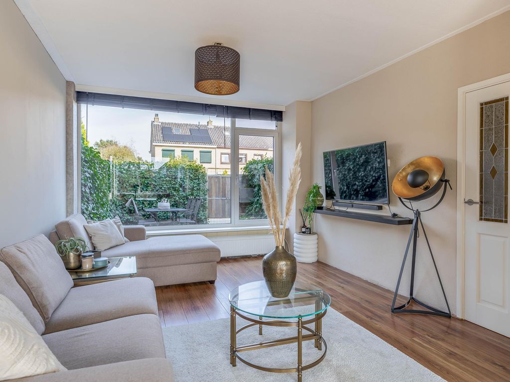 van Alkemadelaan 75, Brielle