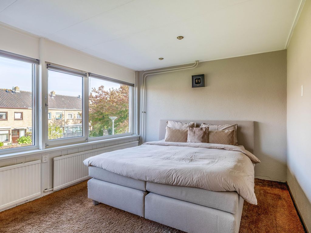 van Alkemadelaan 75, Brielle