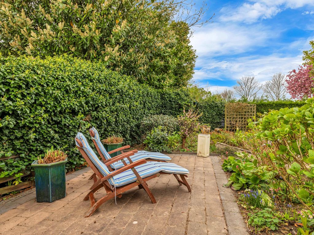 Zalmlaan 15, Zwartewaal