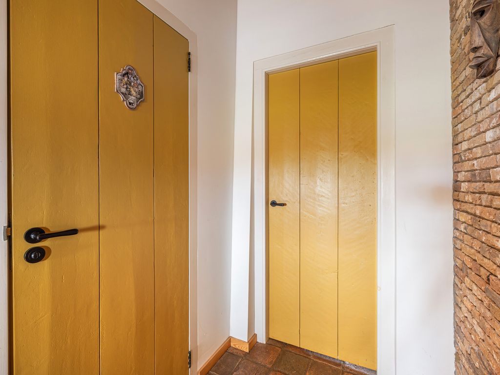 Wouddijk 12, Zwartewaal